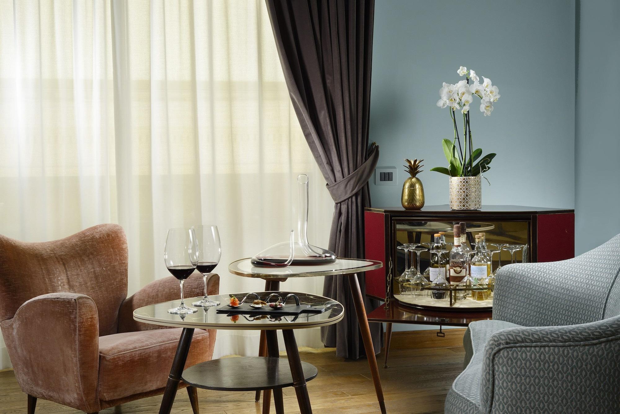 De' Ricci - Small Luxury Of The World Rom
